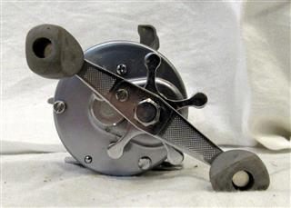 LOT 3 ABU GARCIA FISHING LINE REELS - INCLUDED IN LOT: THE ORIGINAL AMBASSADEUR